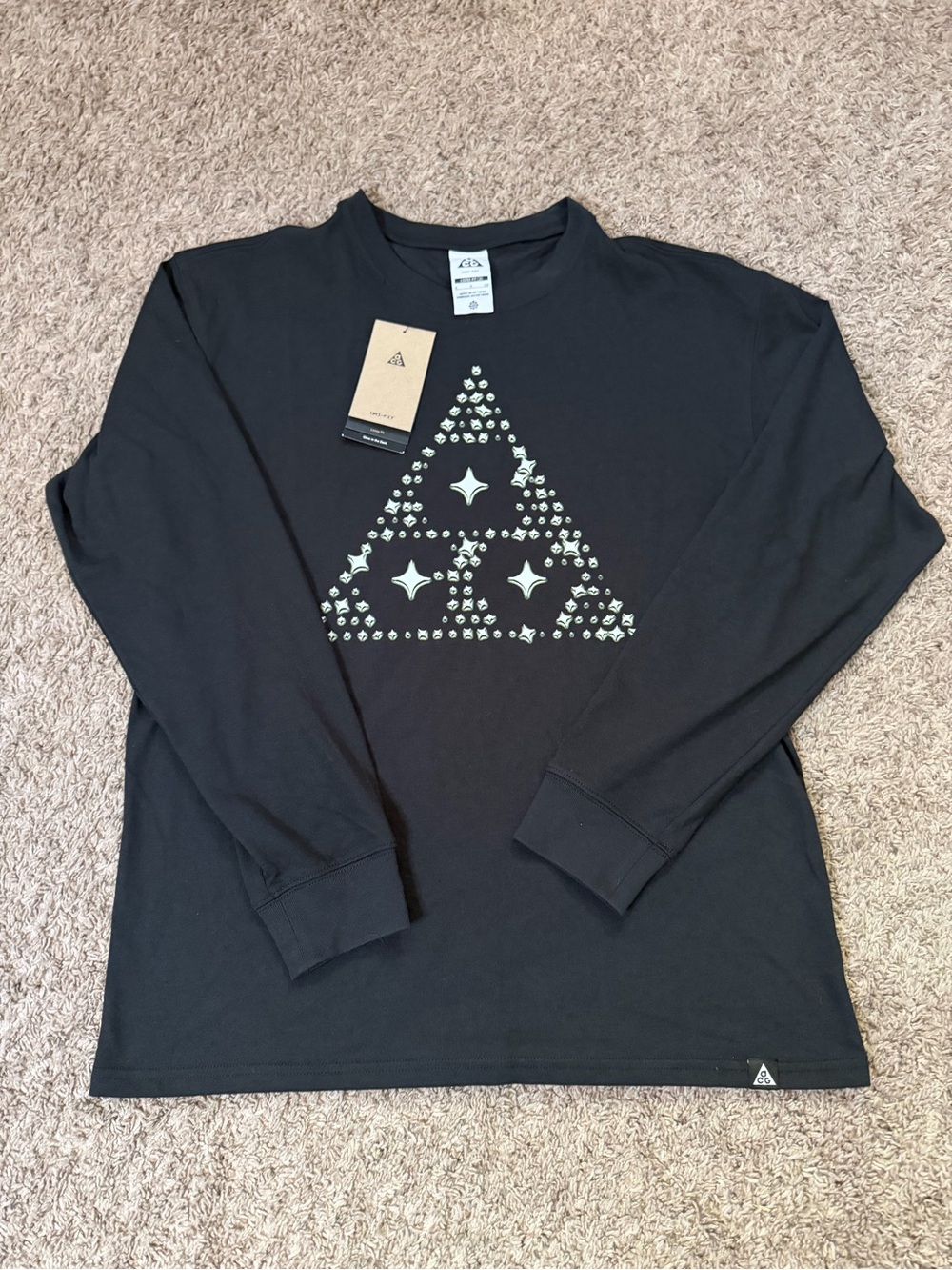 Nike ACG Stars Graphic Loose Fit Long Sleeve Shirt Mens Size Small S Black NWT
